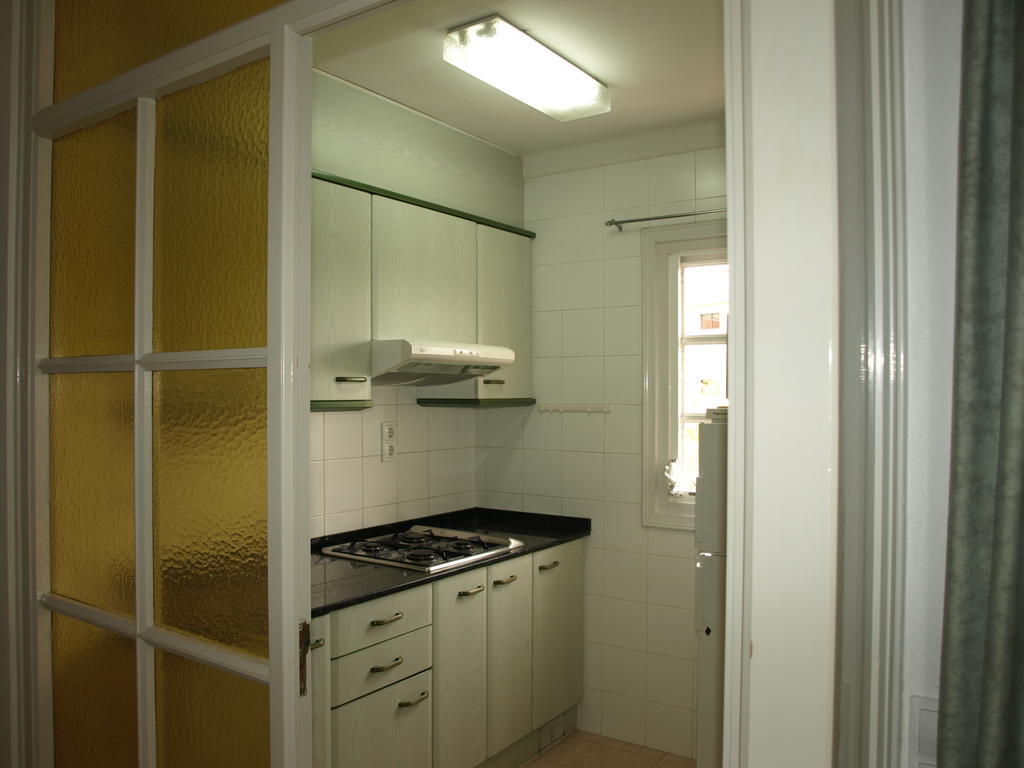 Apartaments Geminis Камбрильс Номер фото